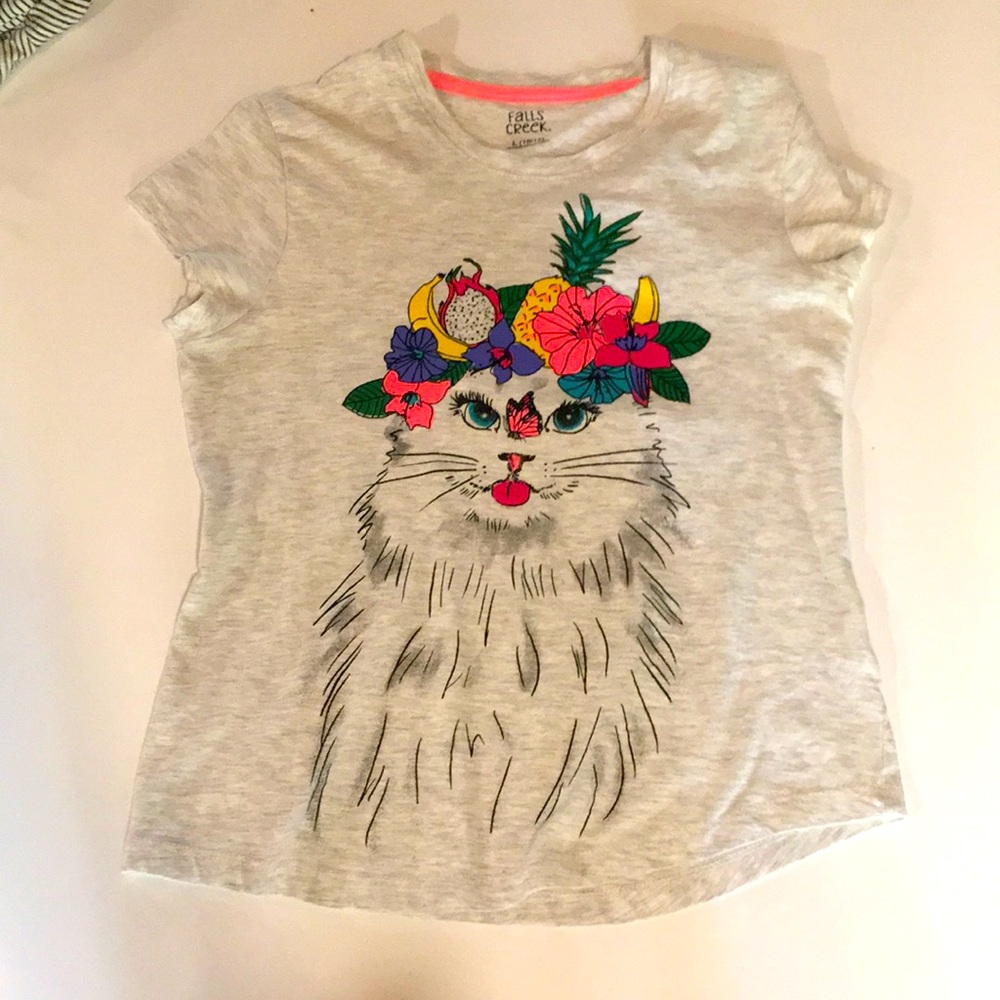 Cat in a flower hat